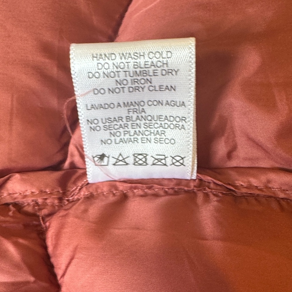 Love Tree Women's Quilted Packable Puffer Vest Size Medium Dark Pink - Picture 11 of 12